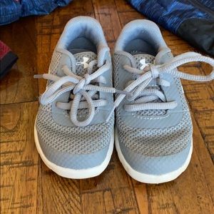 Toddler size 6 sneakers